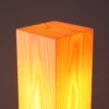 Handgefertigte LED Tischlampe aus Kiefernholz TULI