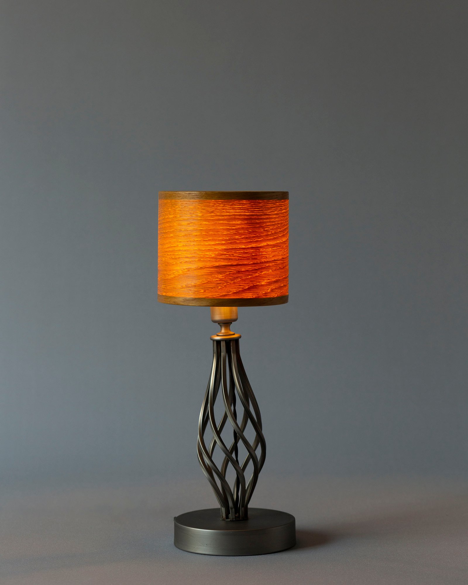 TIKKA wooden table lamp