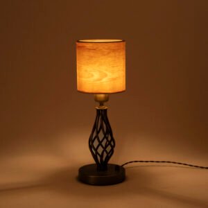 TIKKA Tischlampe aus Kiefernholz mit kupfer antikem Körper handgefertigte Holz Tischleuchte warmes Licht modernes Design