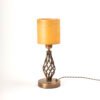 lámpara de mesa madera pino cobre TIKKA diseño moderno