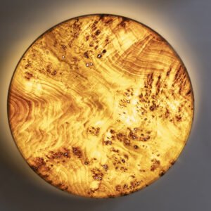 Handgefertigte Wandleuchte aus Mazel Holzfurnier 60 cm mit warmem indirektem Licht