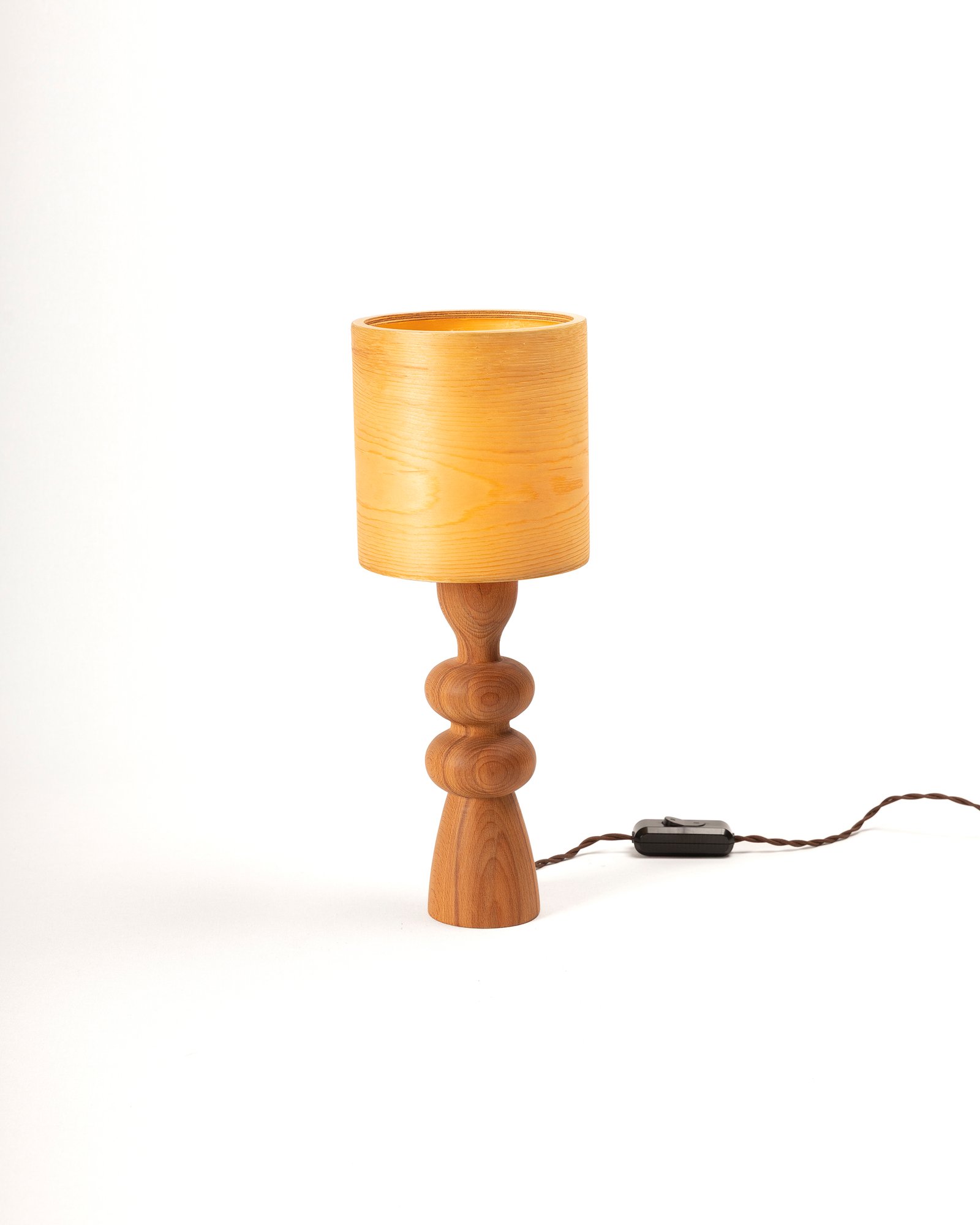 Holz Tischlampe Kiefernholz TIKATA modernes Design LED