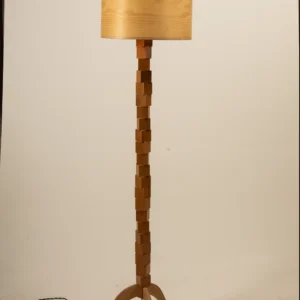 Alternative view of JUURI Stehlampe aus Eiche – Handgefertigte Holz Stehlampe E27 LED